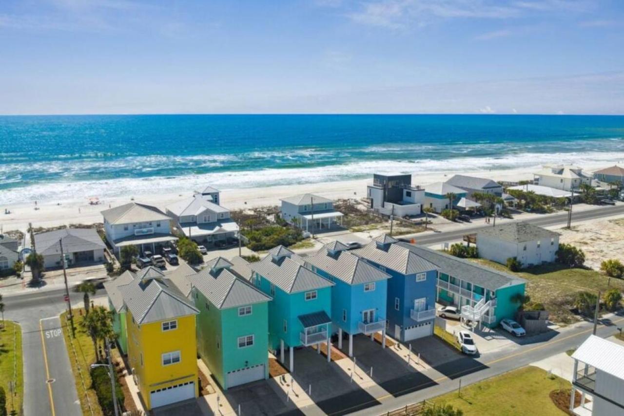 Holiday home Sea-jay With Water Views, Where Sunset Swims And Moonlit Beach Strolls Await